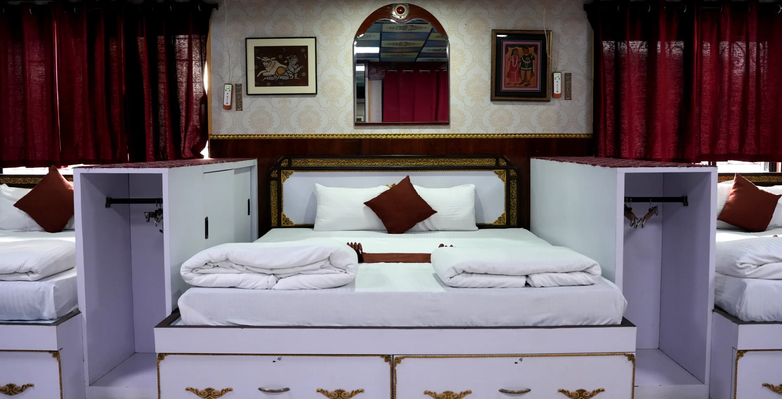 Eight king size beds with shared occupancy in Raja Pratap Family Room at House of Sheherwali, Murshidabad